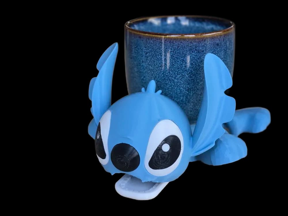 Soporte para taza Stitch — en ambiente