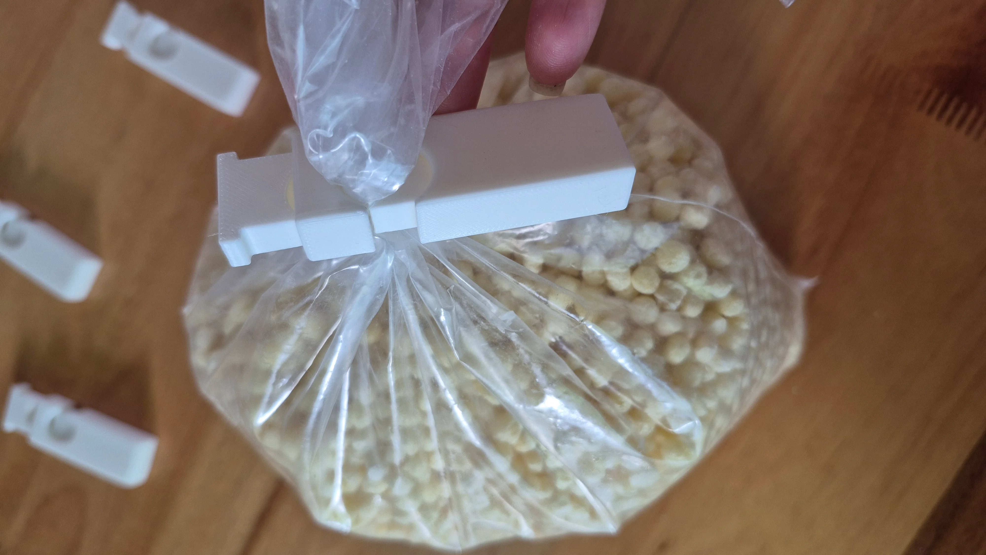 Pack de clips sellador de bolsas x10 (Blanco) — miniatura